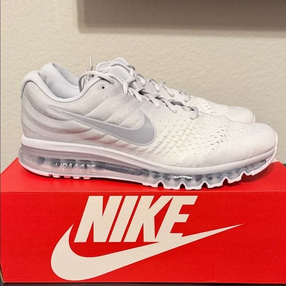 Nike Air Max 2017 in Pure Platinum, Wolf Grey and White - Picture 2 of 6